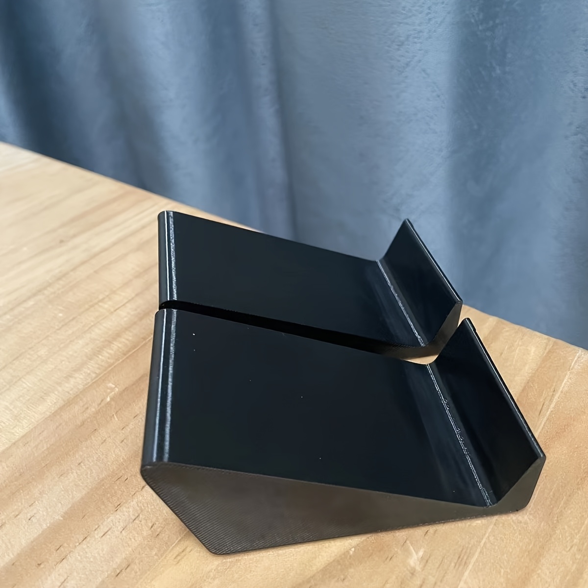 Support universel réglable pou - Desk Setup Pegboard avis et prix