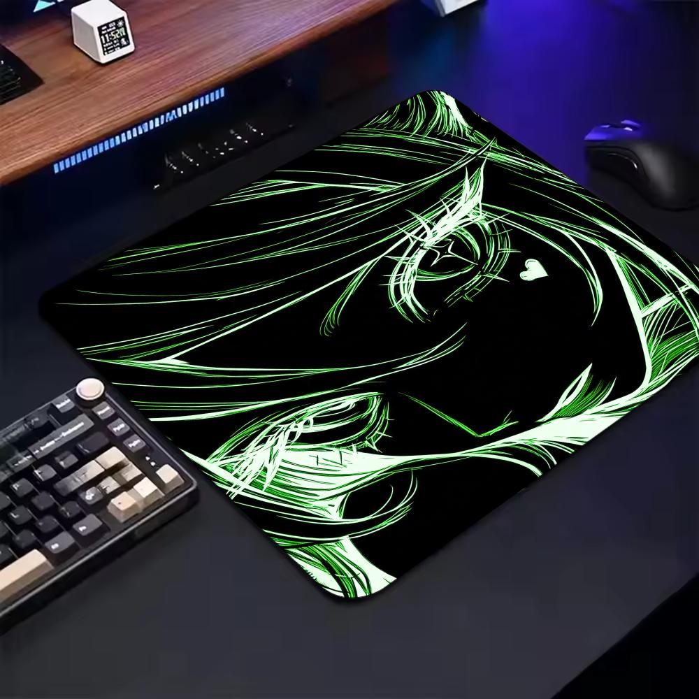 Tapis de souris carré avec mot - Desk Setup Pegboard avis et prix